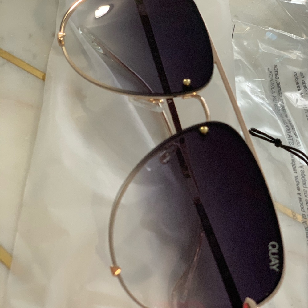 Brand new frameless high key fades